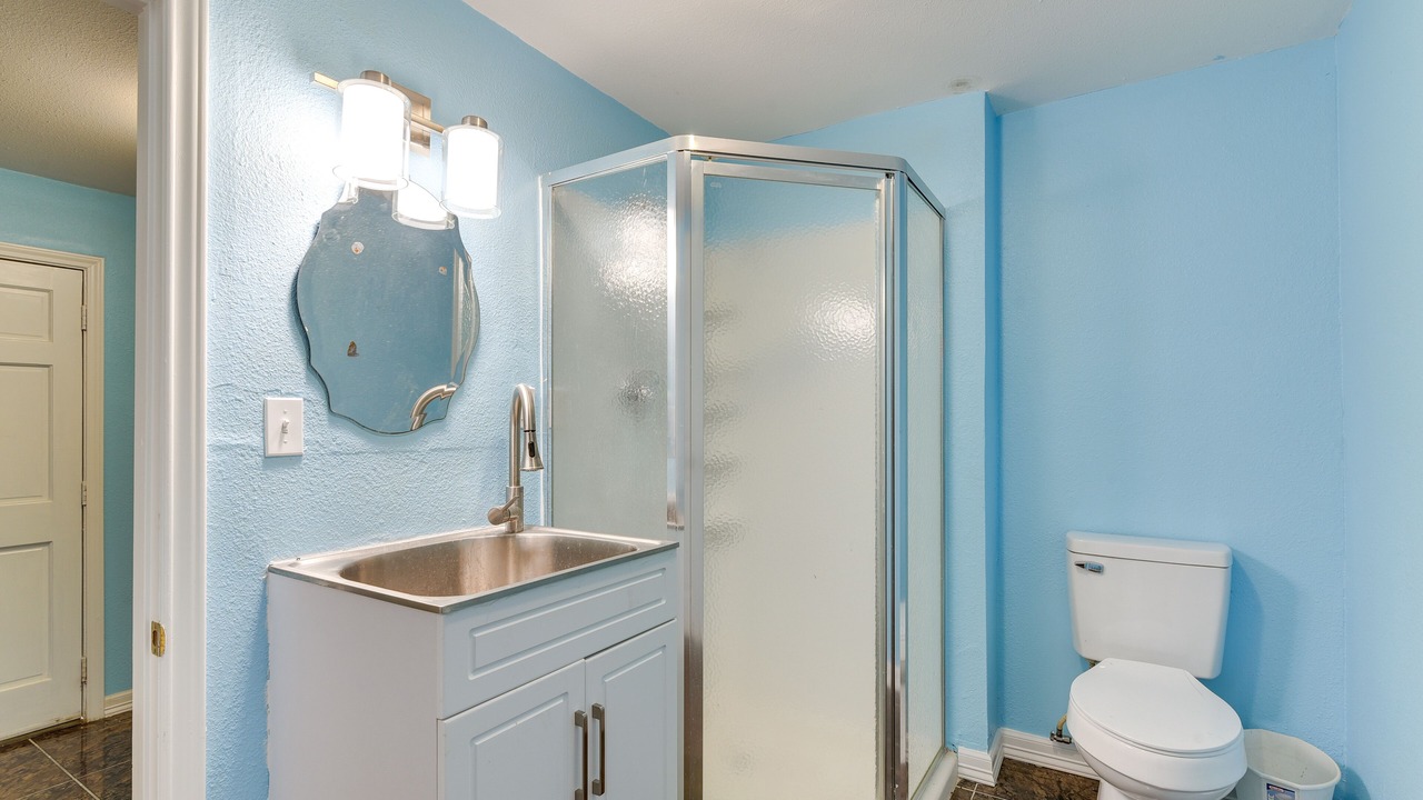 Photo of Bathroom in Galveston