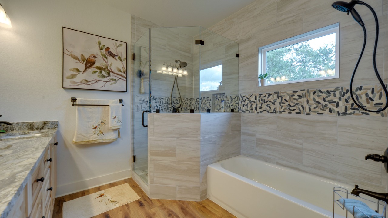 Photo of Bathroom in Horseshoe Bay West