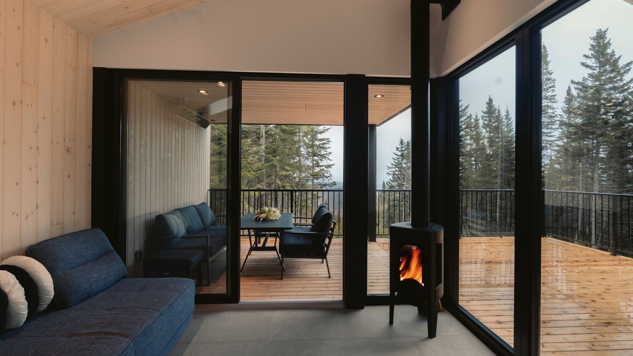 Photo of Livingroom in Lac Beauport