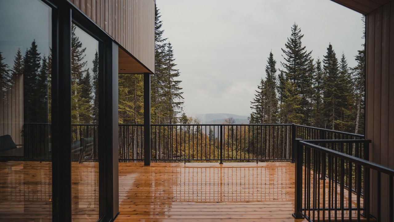 Photo of Patio Balcony in Lac Beauport
