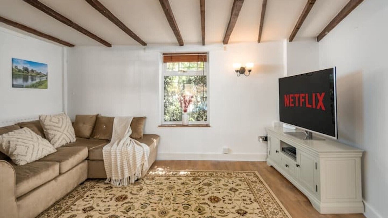 Photo of Livingroom in Alcester