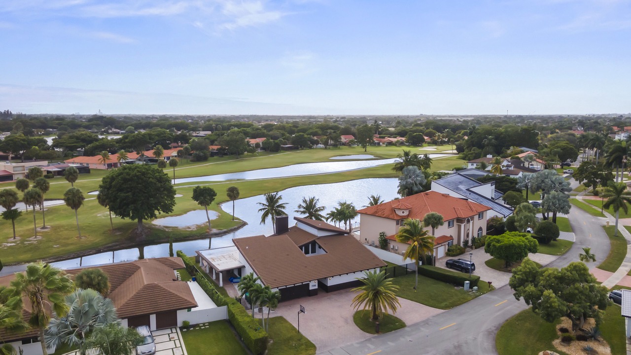 Photo of Outdoor in Country Club