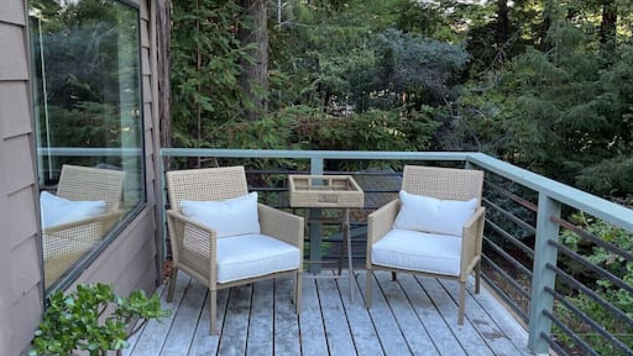 Photo of Patio Balcony in Gualala