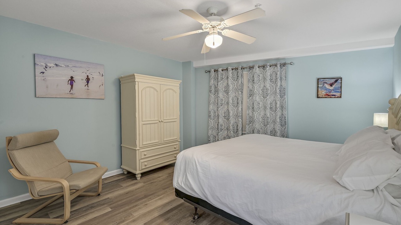 Photo of Bedroom in Scenic Gulf Drive