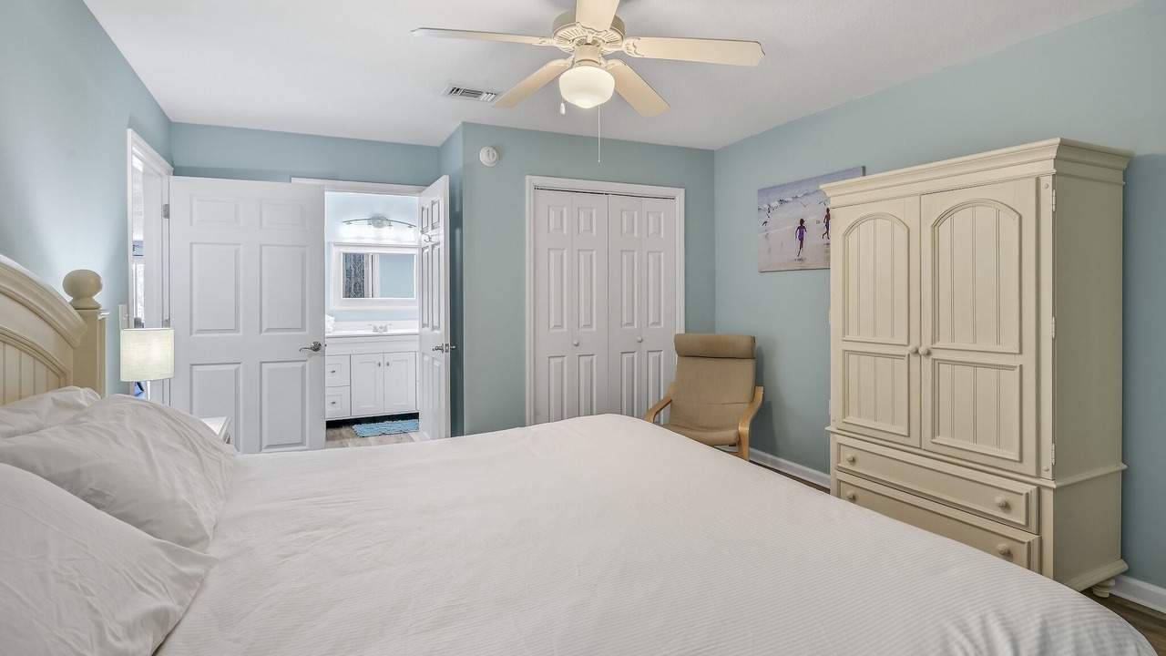 Photo of Bedroom in Scenic Gulf Drive