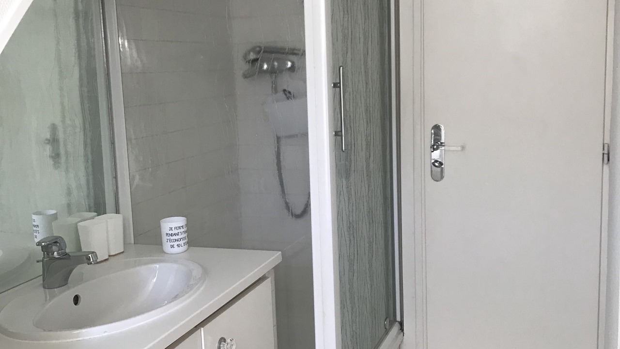 Photo of Bathroom in Bagneres-de-Luchon