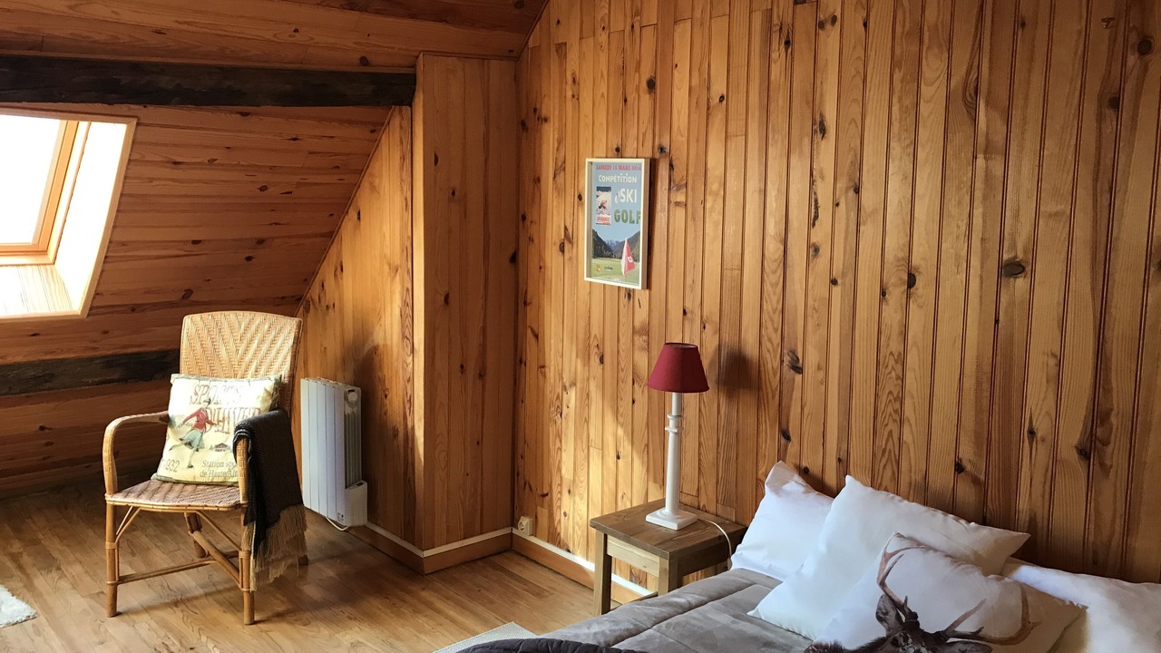 Photo of Bedroom in Bagneres-de-Luchon