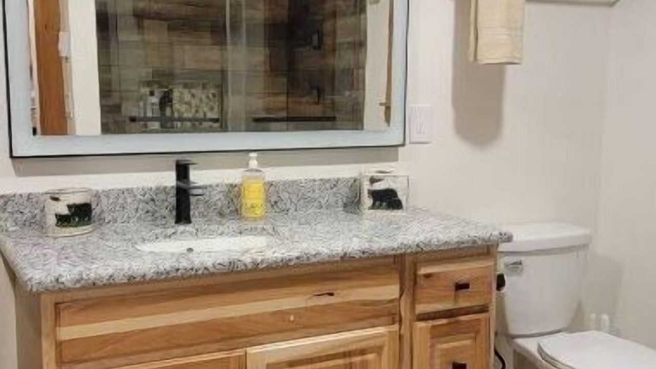 Photo of Bathroom in Paradise Estates