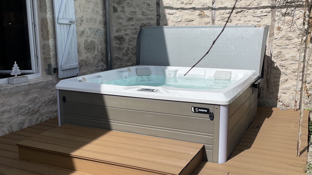 Photo of Outdoor in La Roche-Canillac