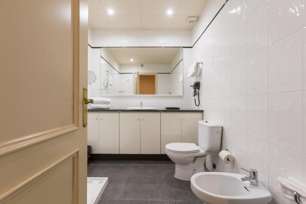 Photo of Bathroom in La Maternitat i Sant Ramon