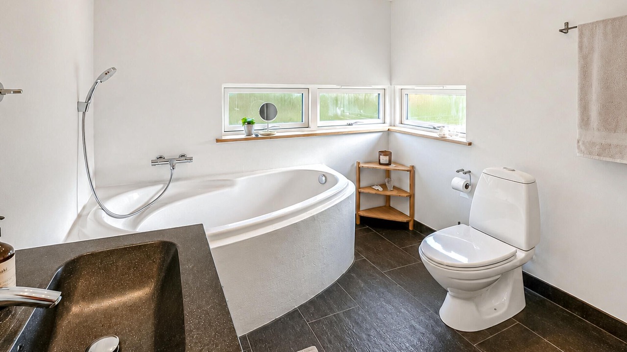 Photo of Bathroom in Spøttrup