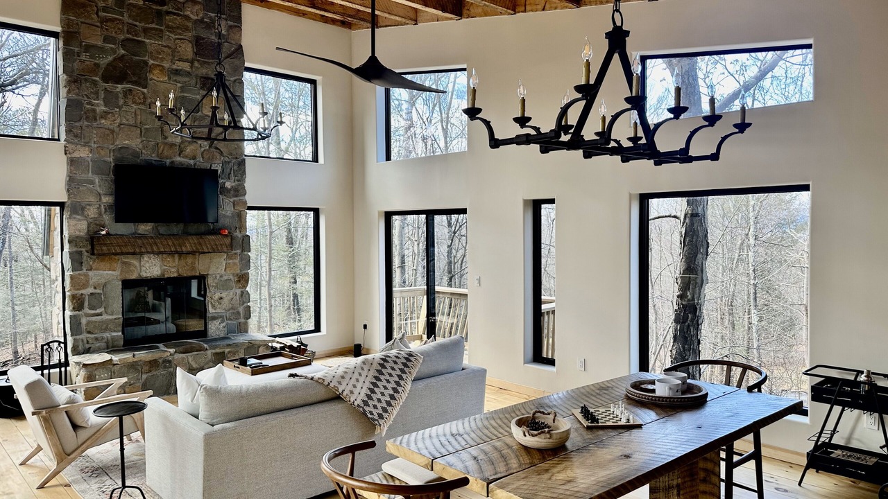 Photo of Livingroom in Staatsburg