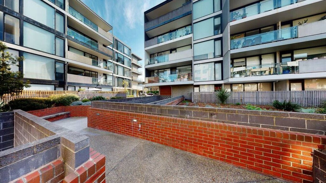 Photo of Outdoor in Caulfield North