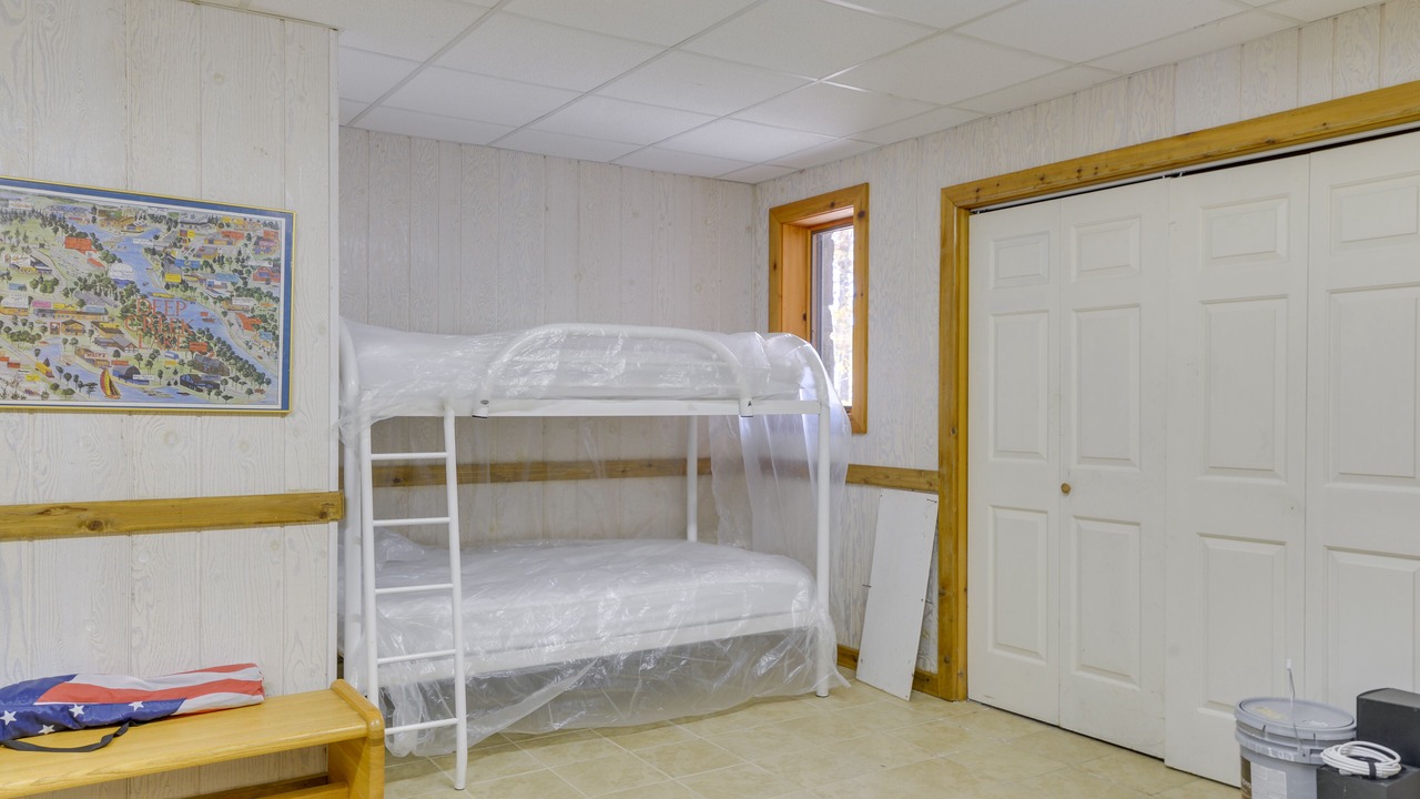 Photo of Bedroom in Blakeslee