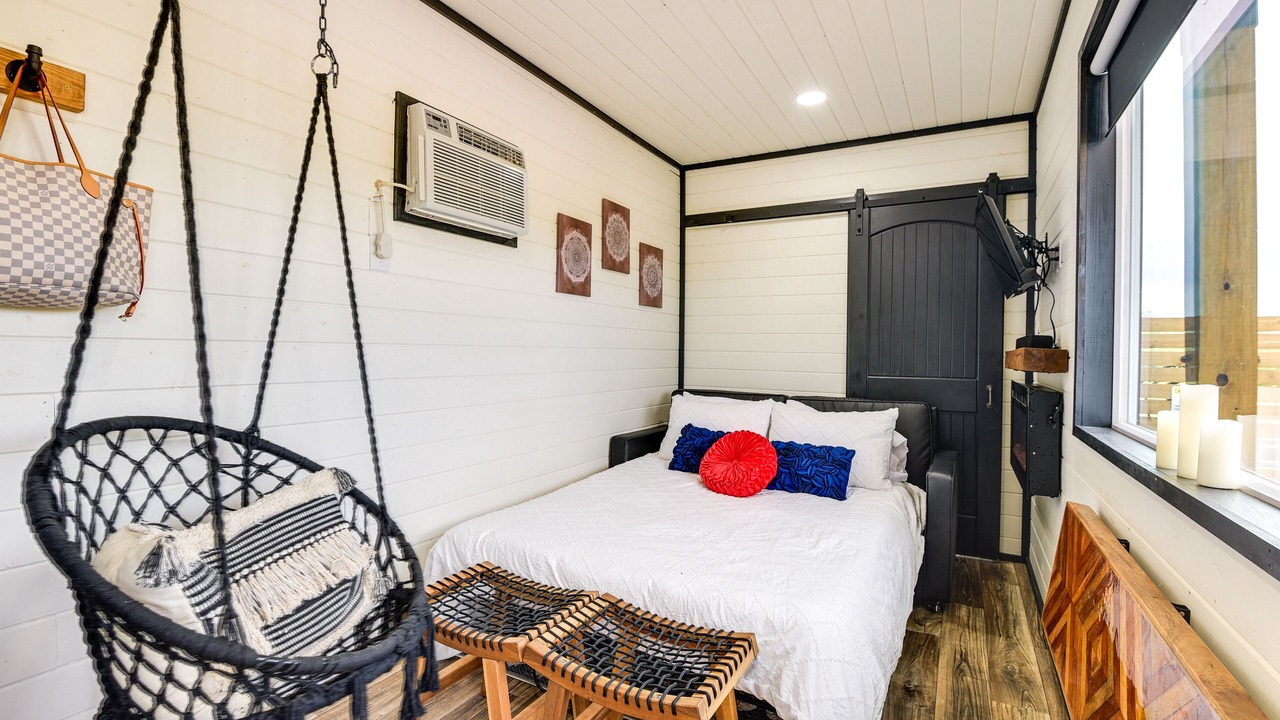Photo of Bedroom in Thurber