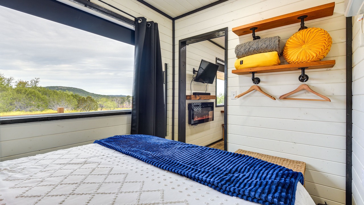 Photo of Bedroom in Thurber