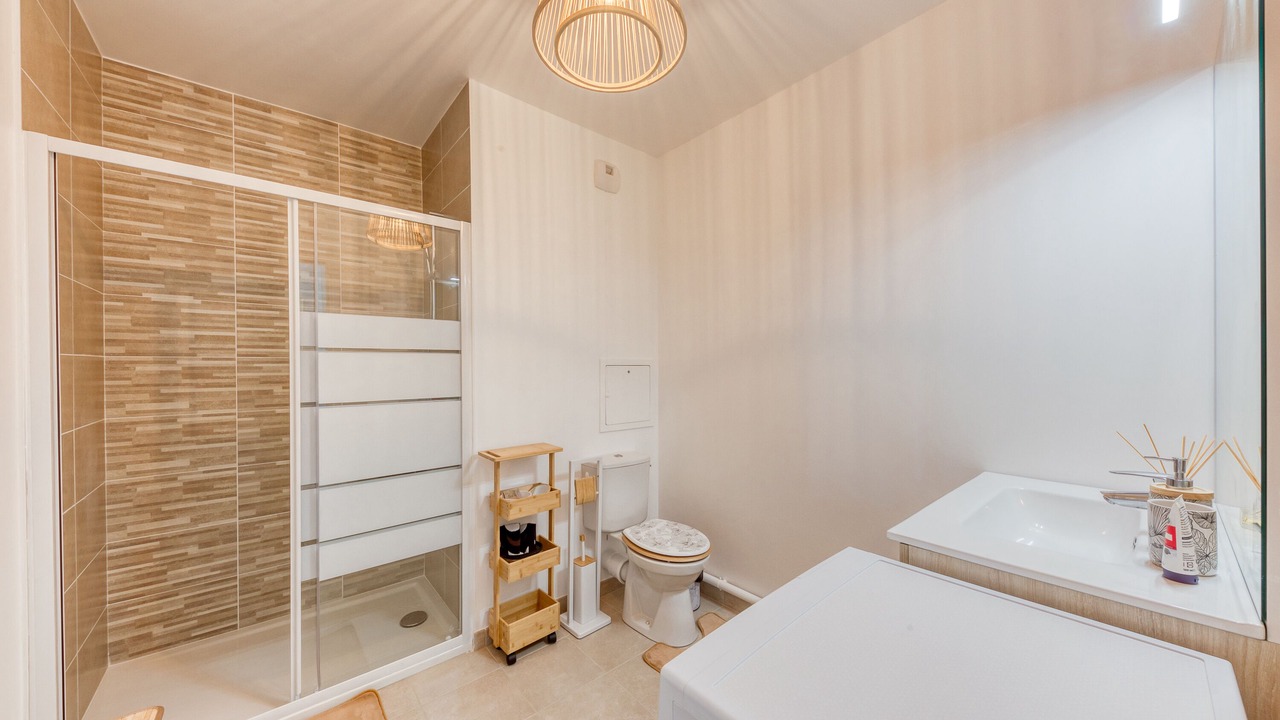 Photo of Bathroom in Melun