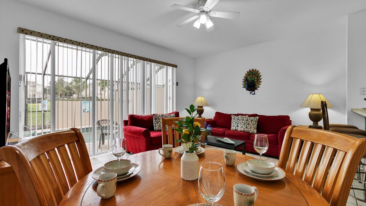 Photo of Livingroom in Windsor Palms