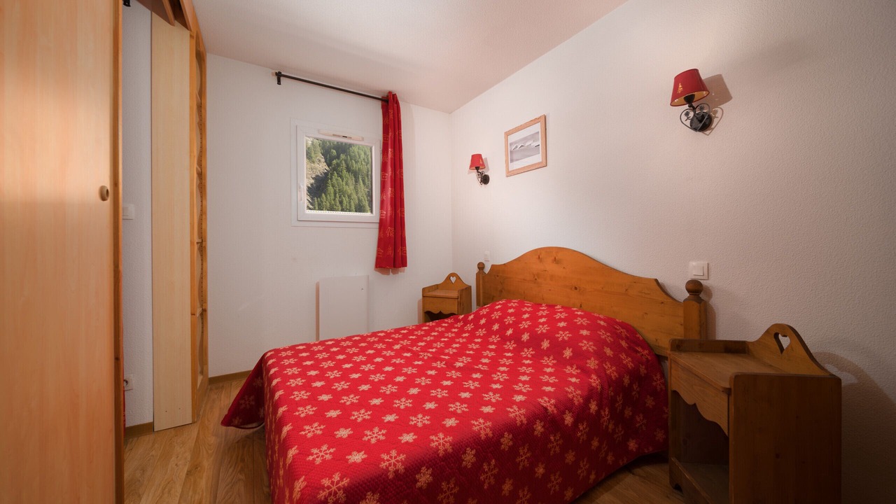 Photo of Bedroom in Allos