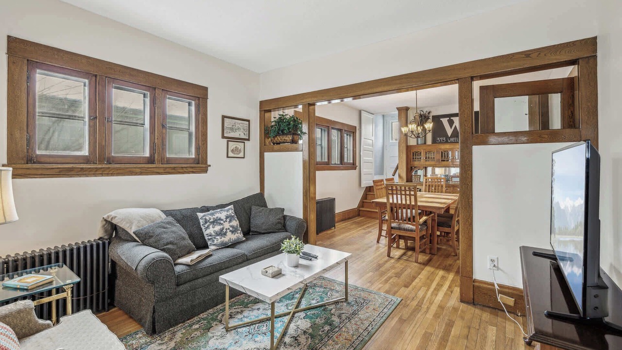Photo of Livingroom in Merriam Park