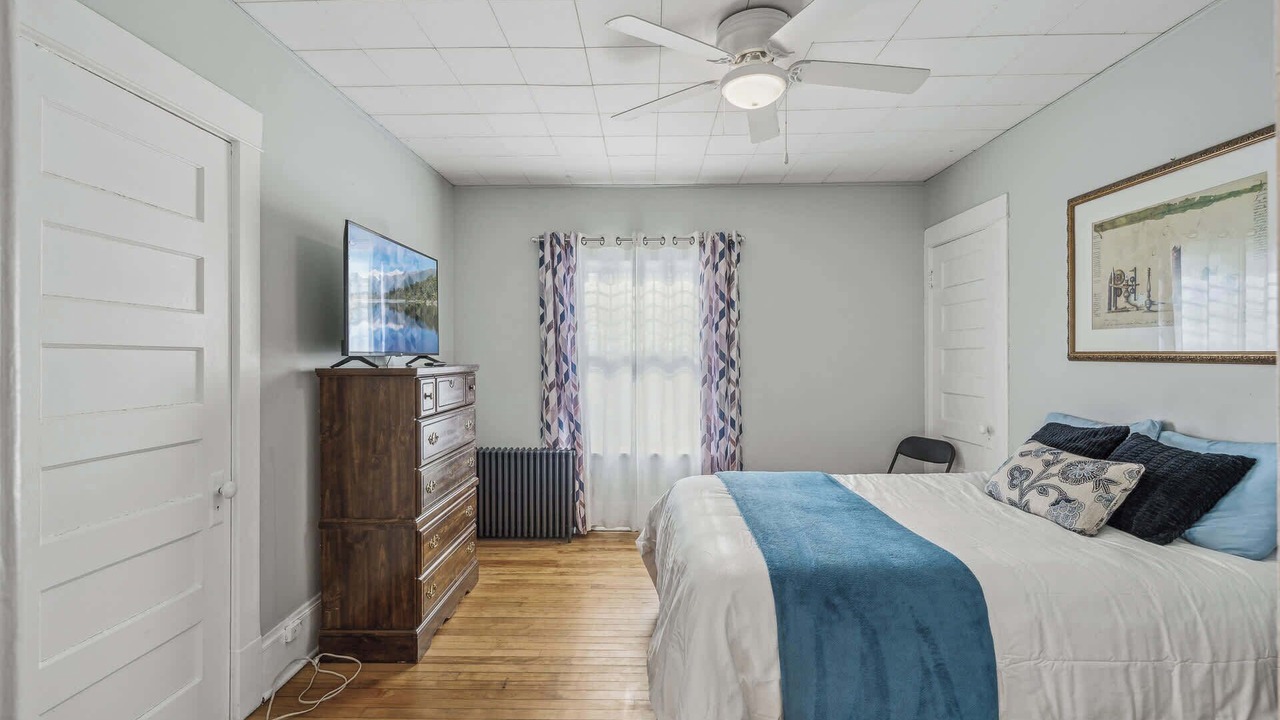 Photo of Bedroom in Merriam Park