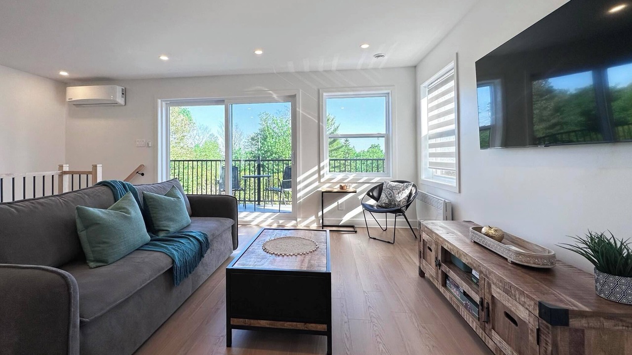 Photo of Livingroom in Saint-Faustin-Lac-Carre