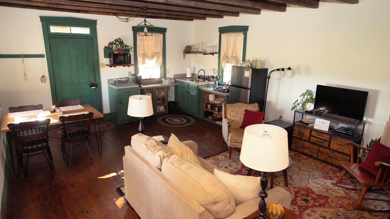 Photo of Livingroom in Steelville