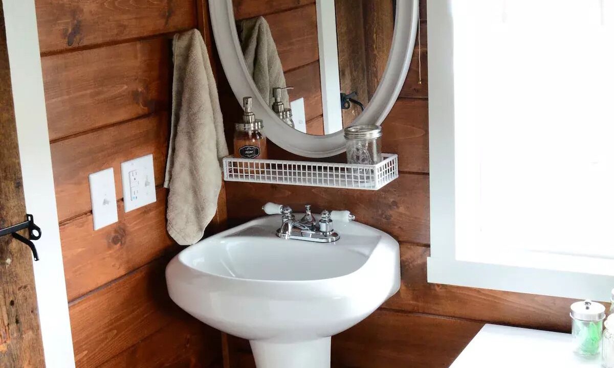 Photo of Bathroom in Steelville