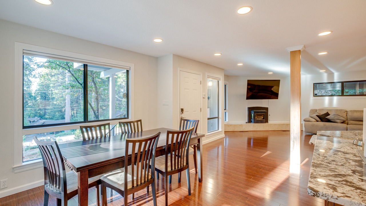 Photo of Bedroom in Pollock Pines