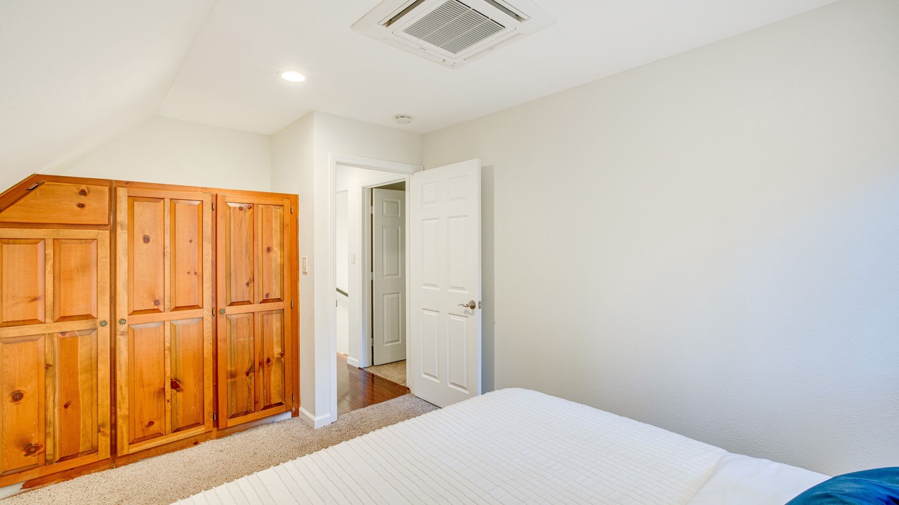 Photo of Bedroom in Pollock Pines