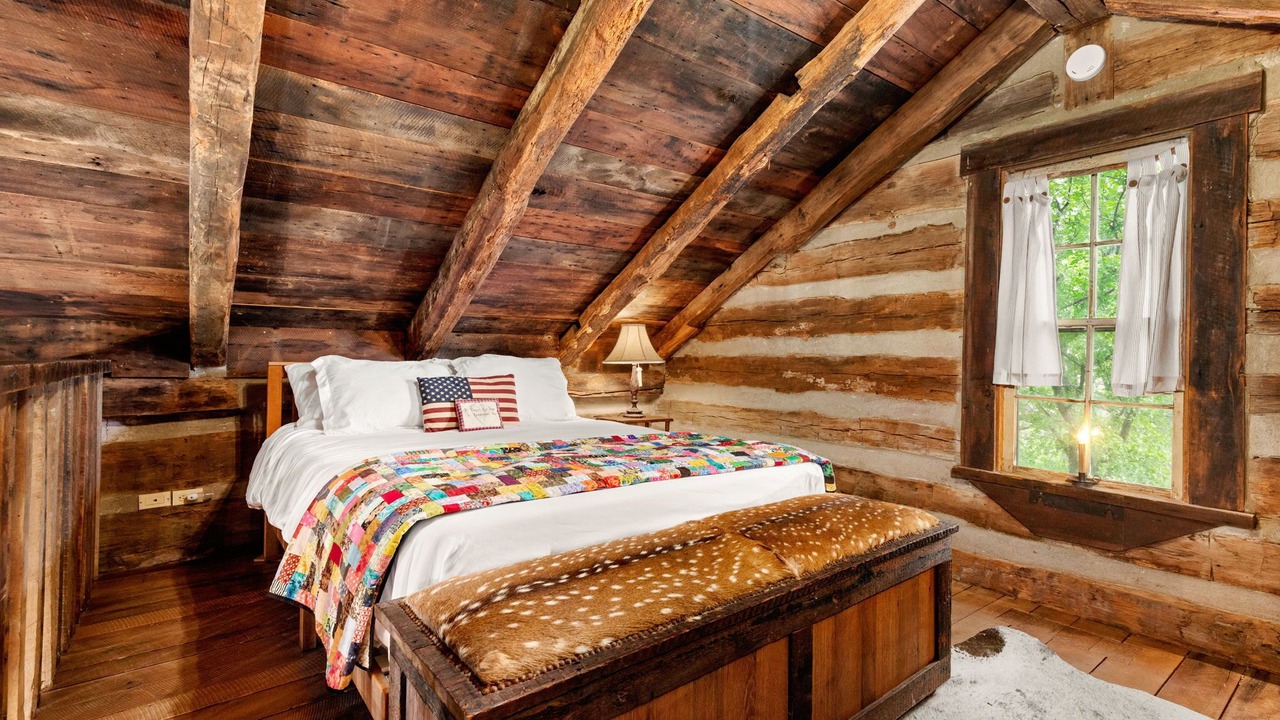 Photo of Bedroom in Fredericksburg