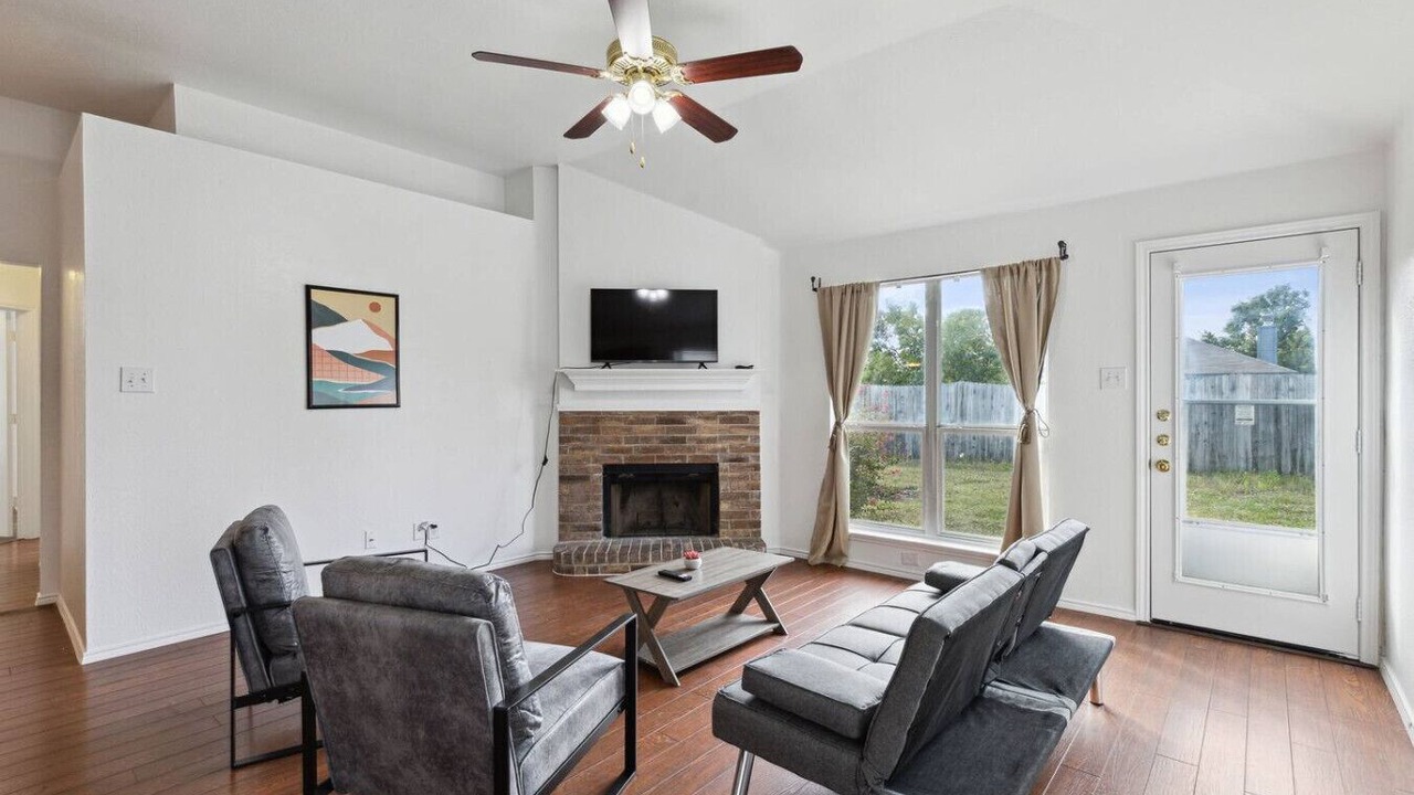 Photo of Livingroom in Royse City