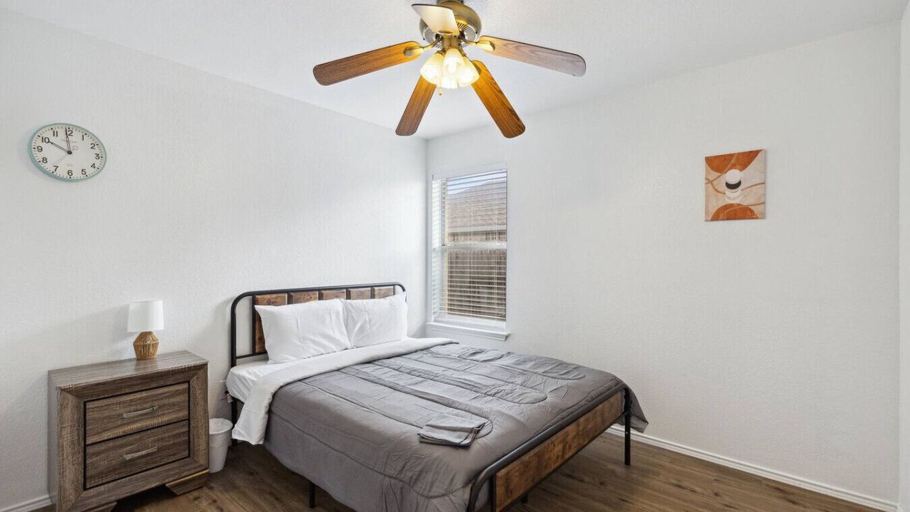 Photo of Bedroom in Royse City