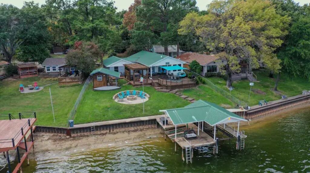 Photo of Outdoor in Enchanted Oaks