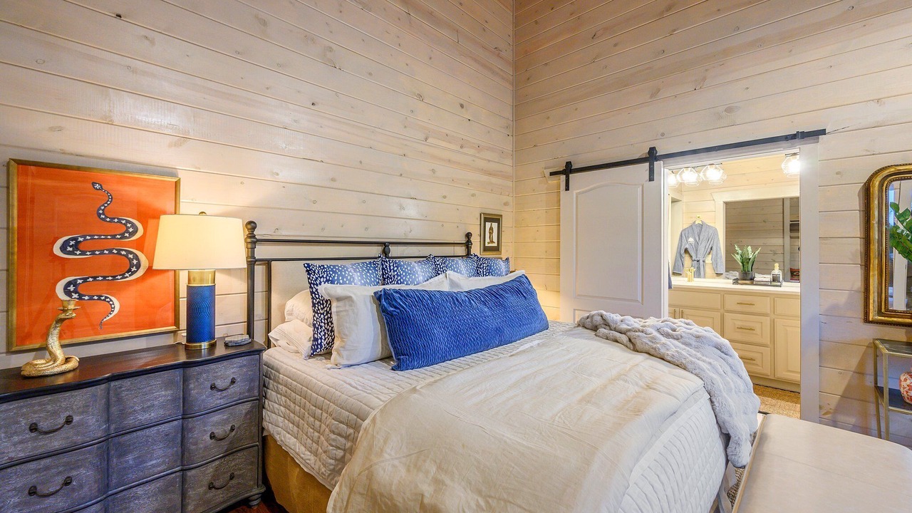 Photo of Bedroom in Broken Bow