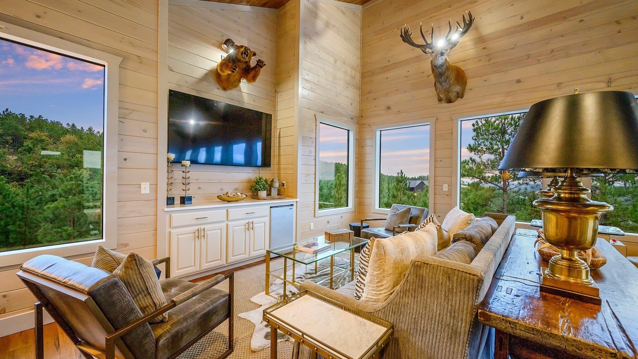 Photo of Livingroom in Broken Bow