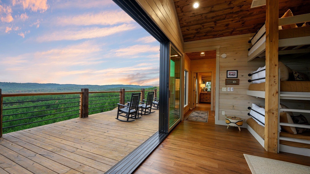 Photo of Patio Balcony in Broken Bow