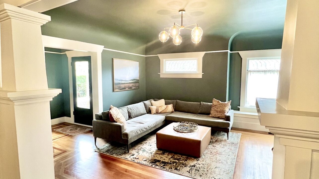 Photo of Livingroom in Napa