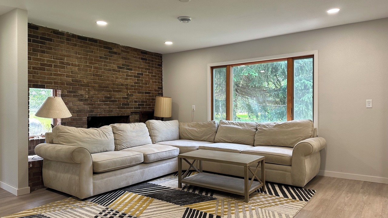 Photo of Livingroom in Janesville