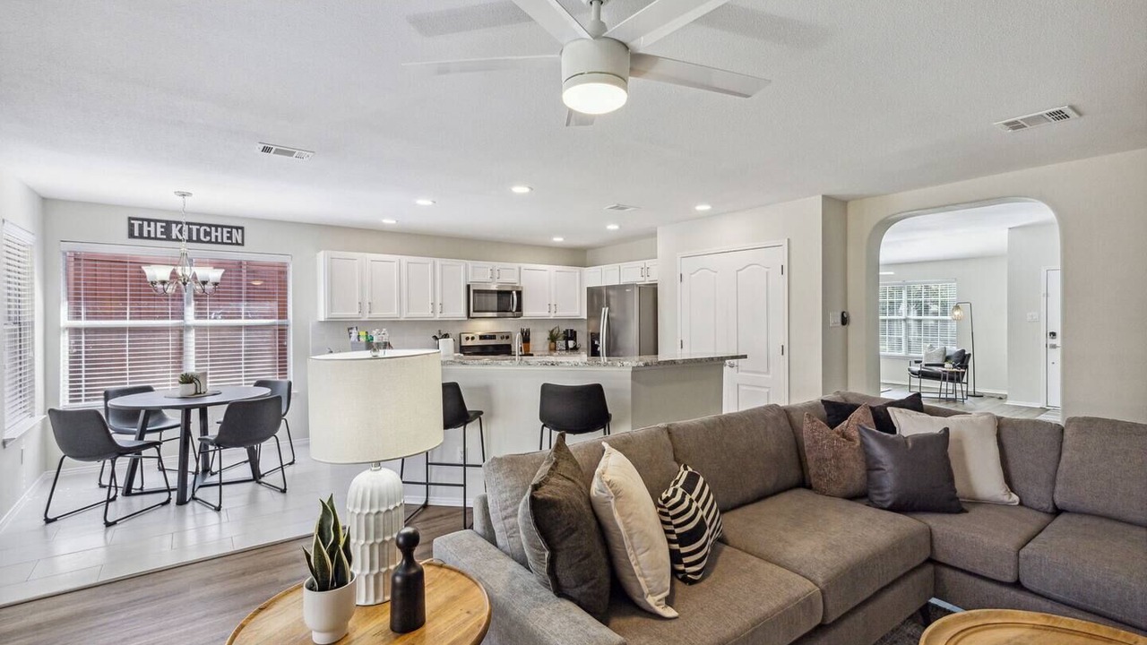 Photo of Livingroom in Sachse