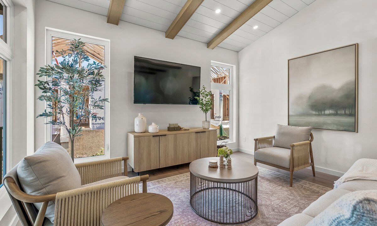 Photo of Livingroom in Cedar Falls