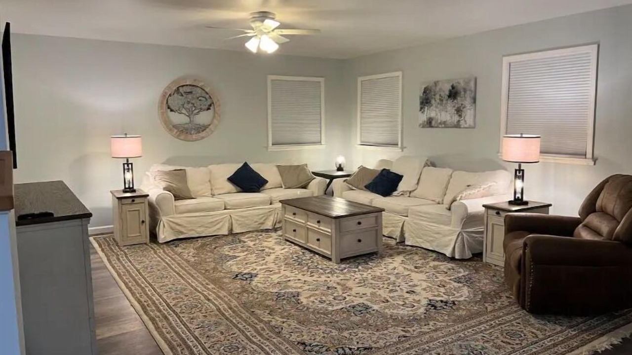 Photo of Livingroom in Le Roy