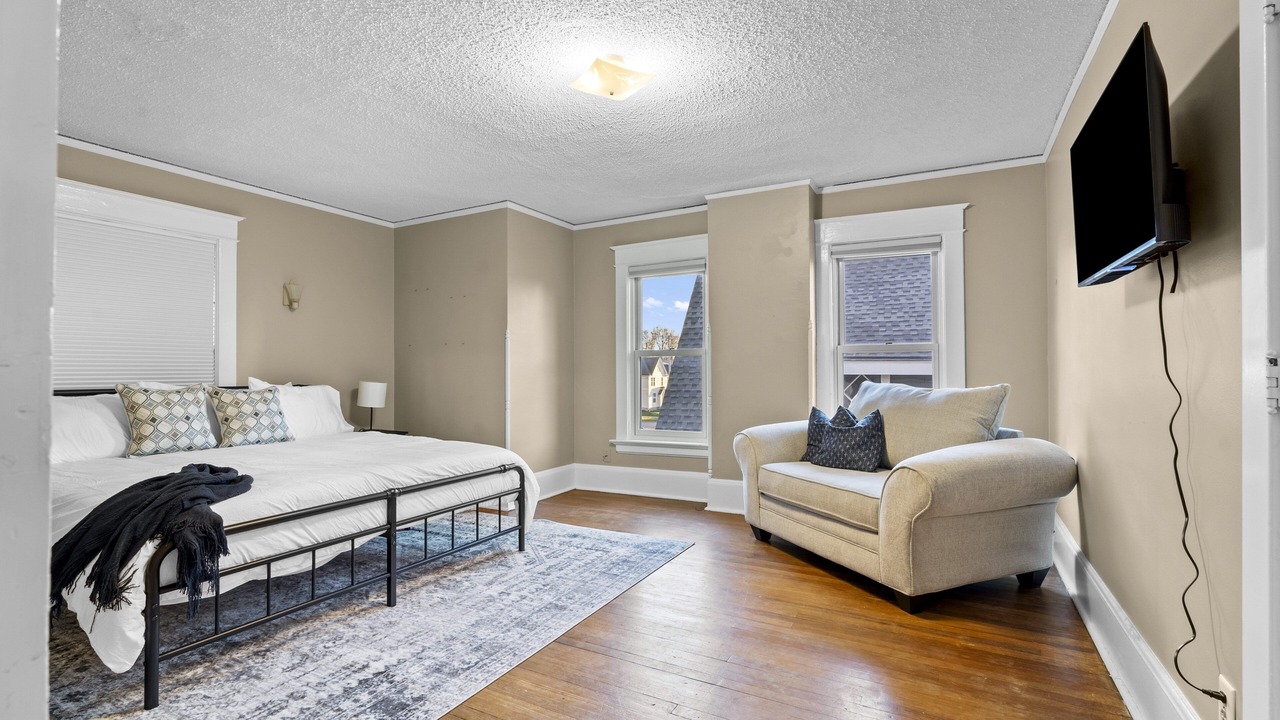 Photo of Bedroom in Cedar Rapids