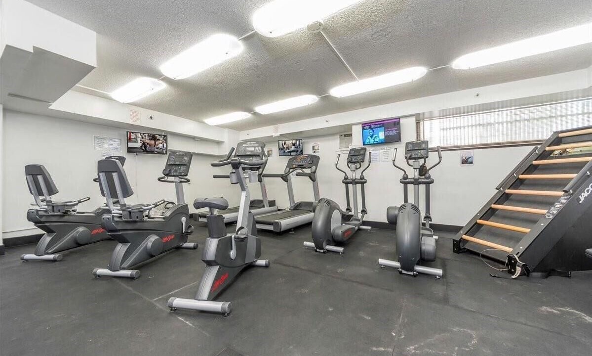 Photo of Others in McCully - Moiliili