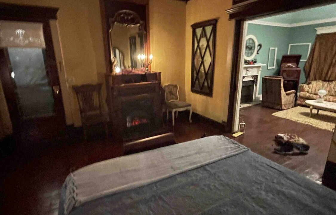 Photo of Bedroom in Thayer