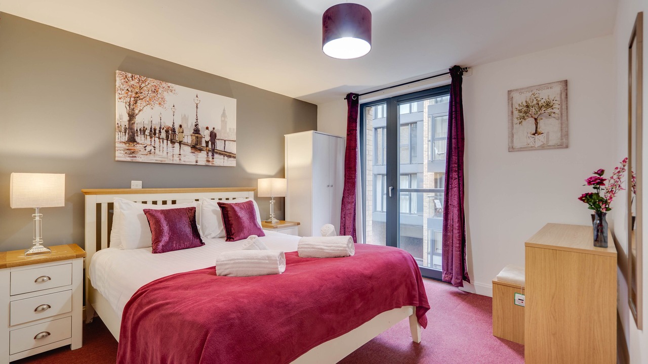 Photo of Bedroom in Theatreland Birmingham