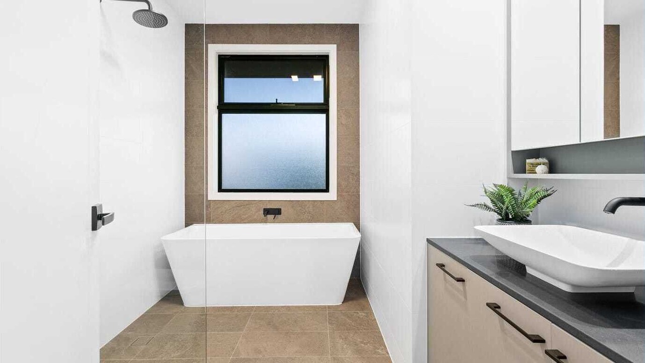 Photo of Bathroom in Semaphore Park