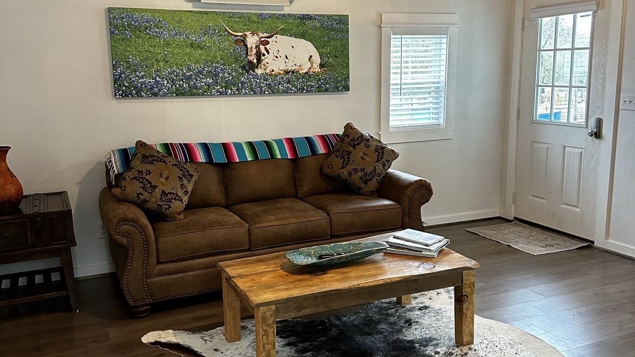 Photo of Livingroom in Bandera