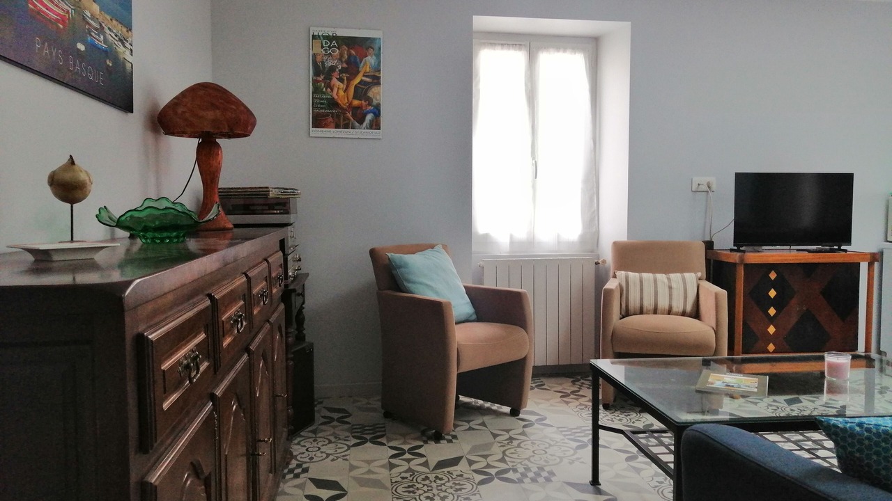 Photo of Livingroom in Lavardac
