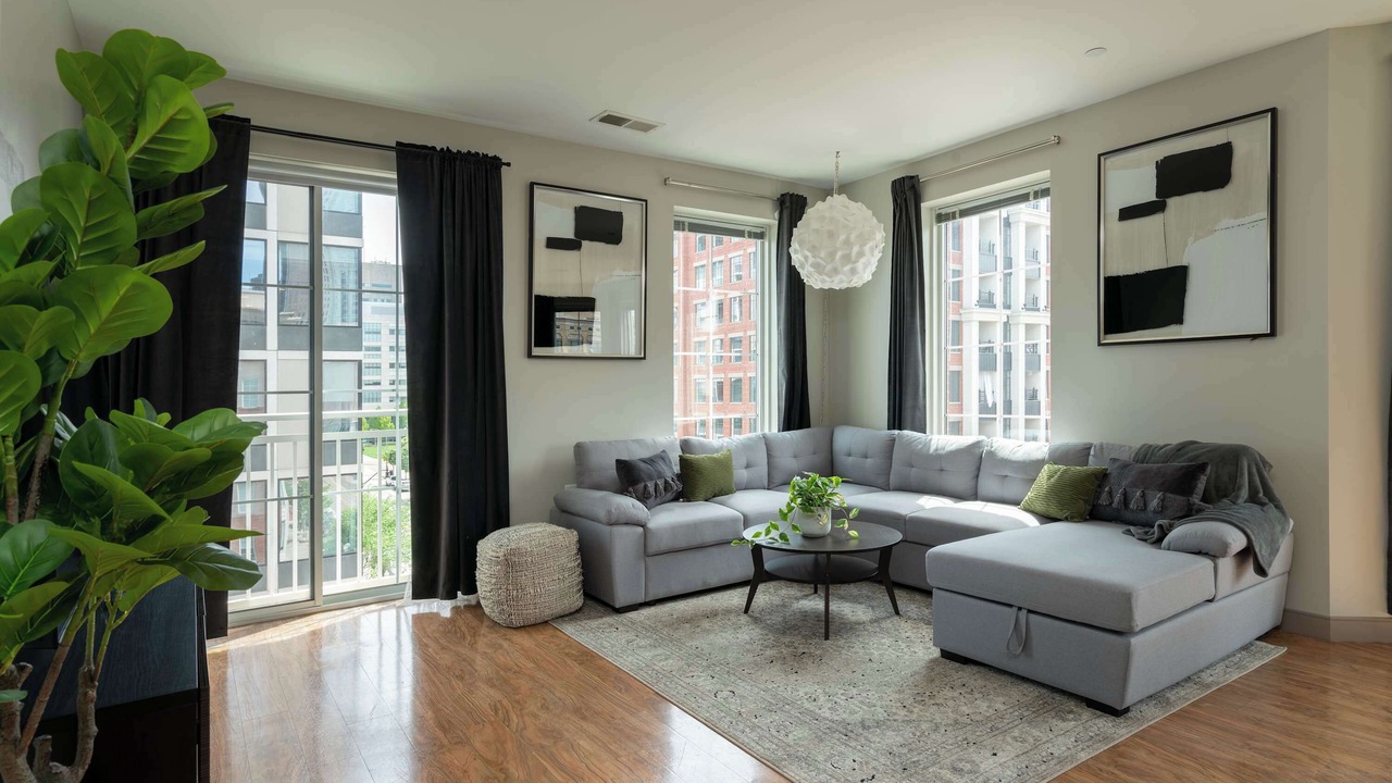 Photo of Livingroom in Scioto Mile